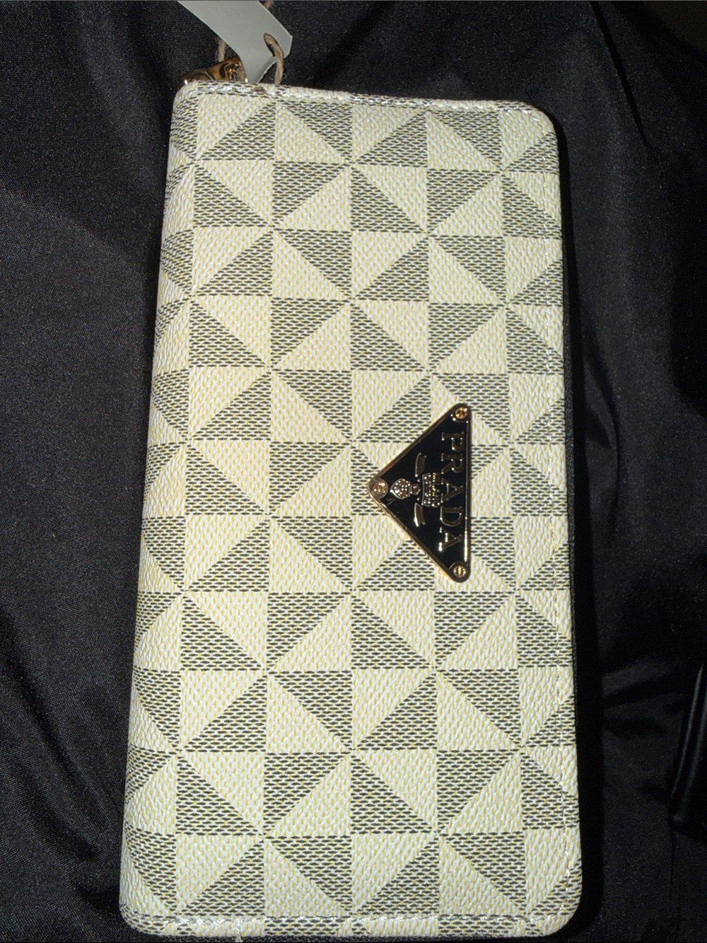Unbranded multi gray/white with gold plate